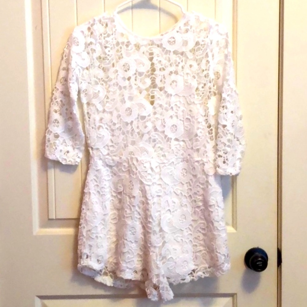 Zara 3/4 sleeve white romper used one time for a few hours EUC almost new